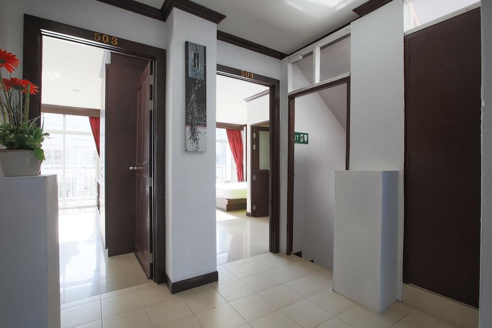Patong Buri Hotel Exterior photo